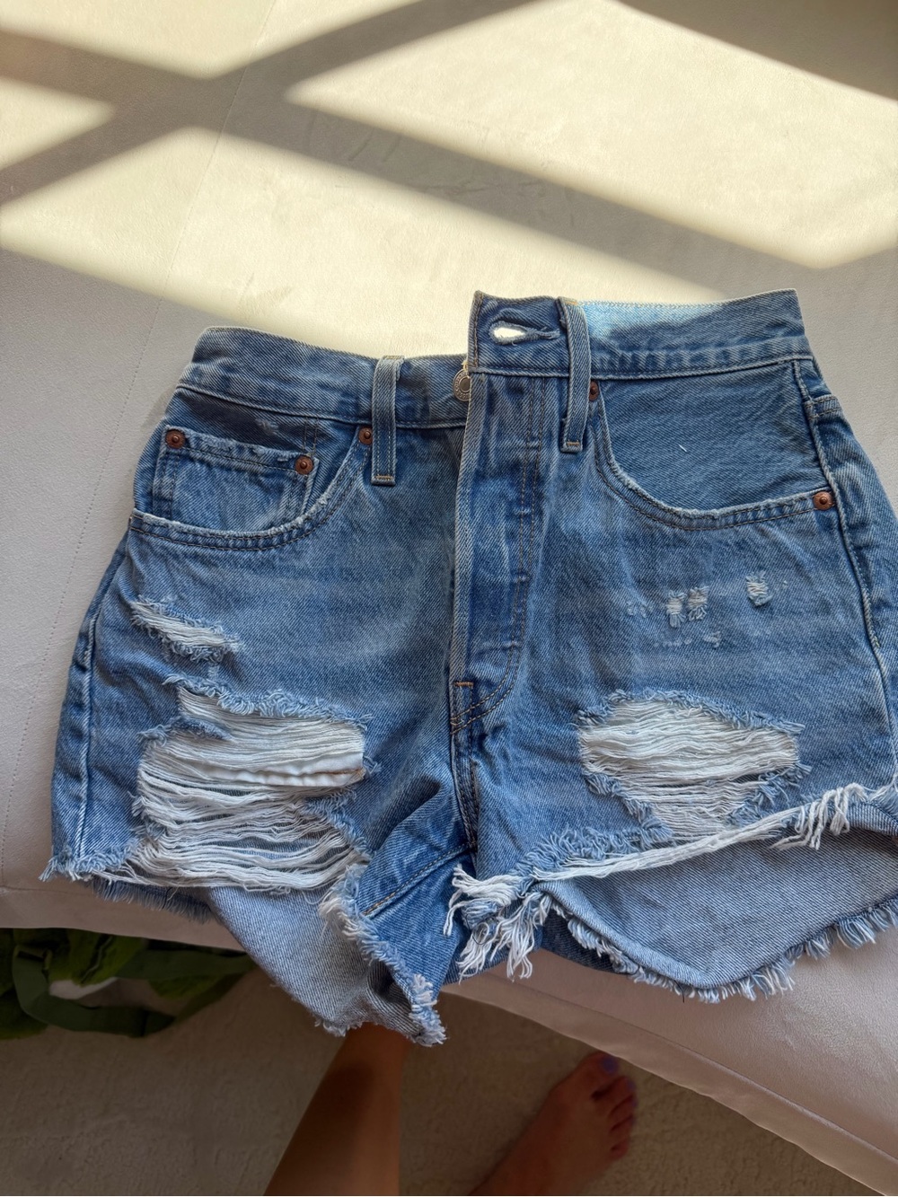 Levi's 501 cutoff shorts
